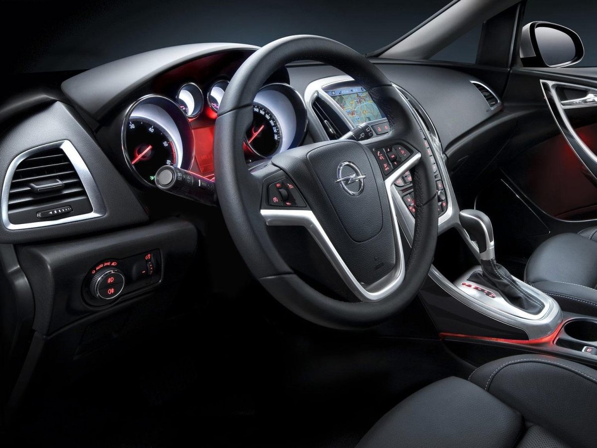 Opel Astra j салон