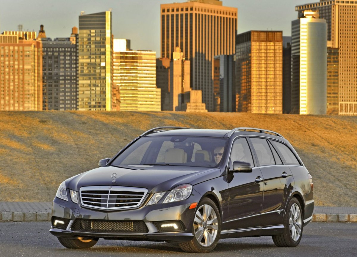 Мерседес-Бенц е 350 4 matic