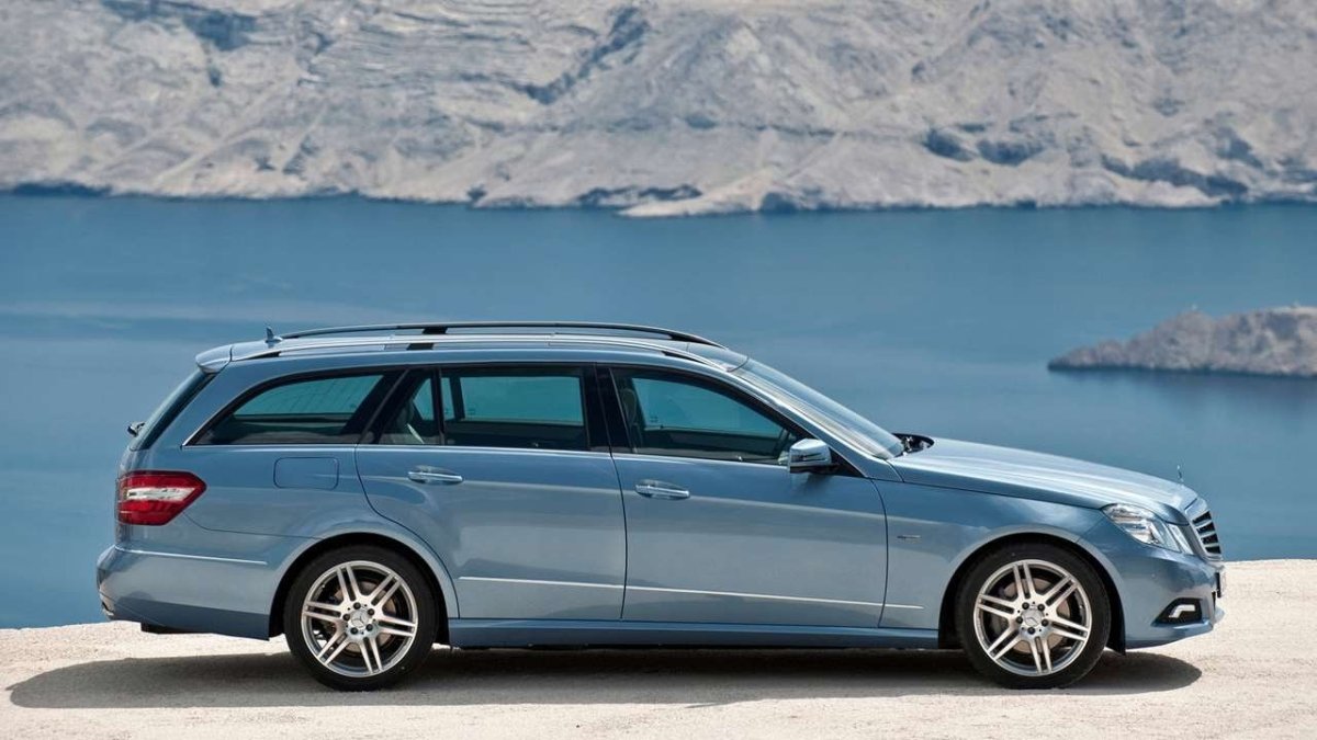 Mercedes w212 универсал