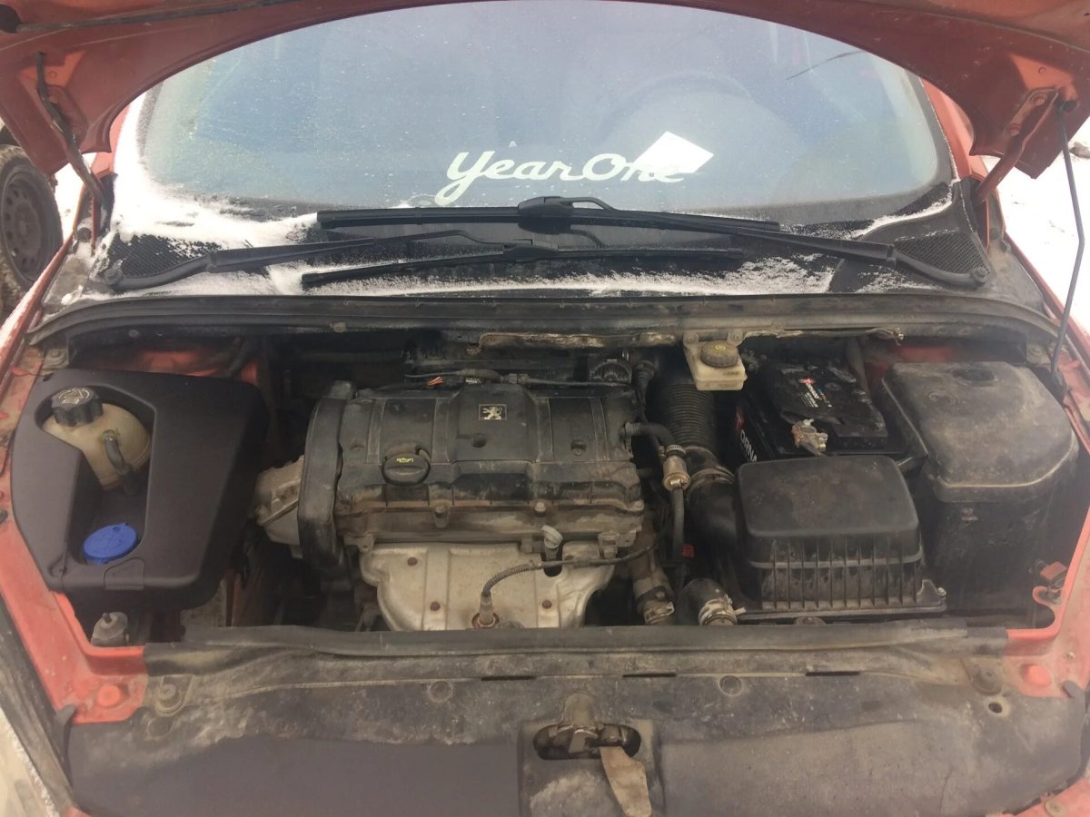 Пежо 307 2002 под капотом