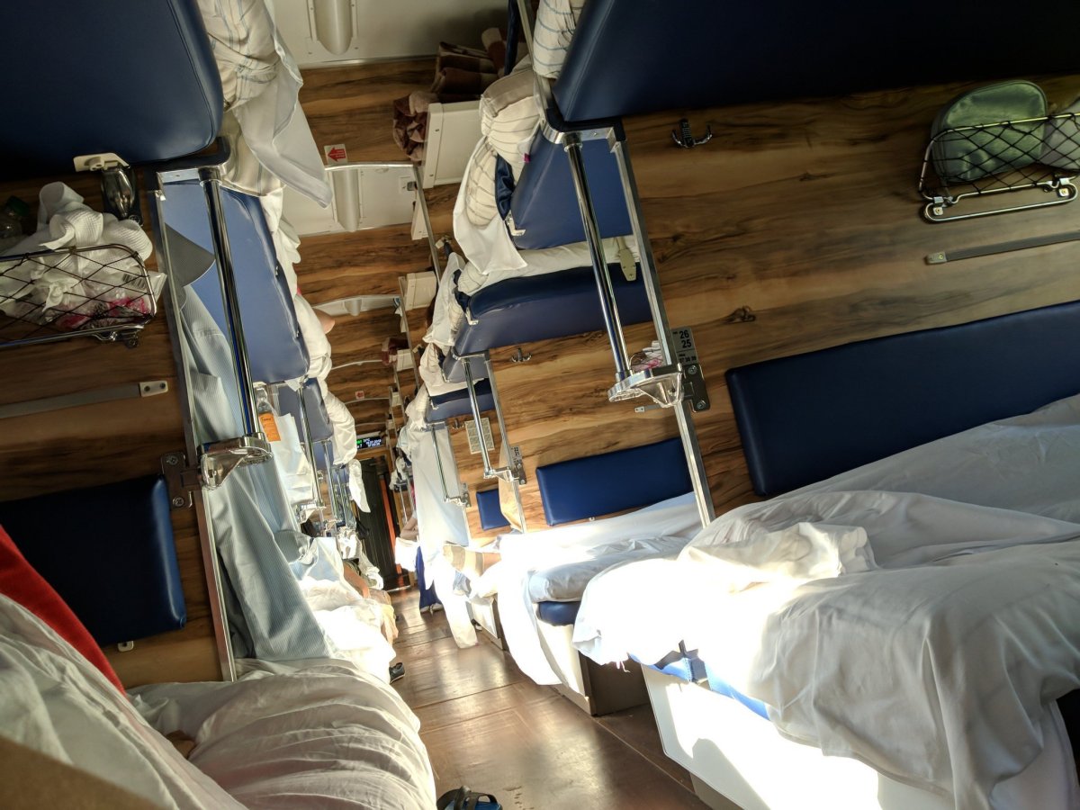 126 Поезд плацкарт