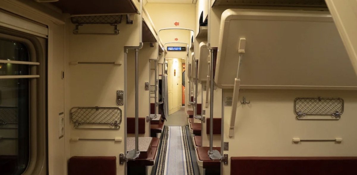 Фирменный белорусский поезд плацкарт