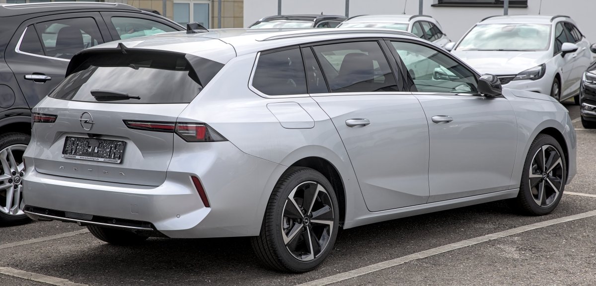 Opel Astra Sports Tourer длина номера ДВС