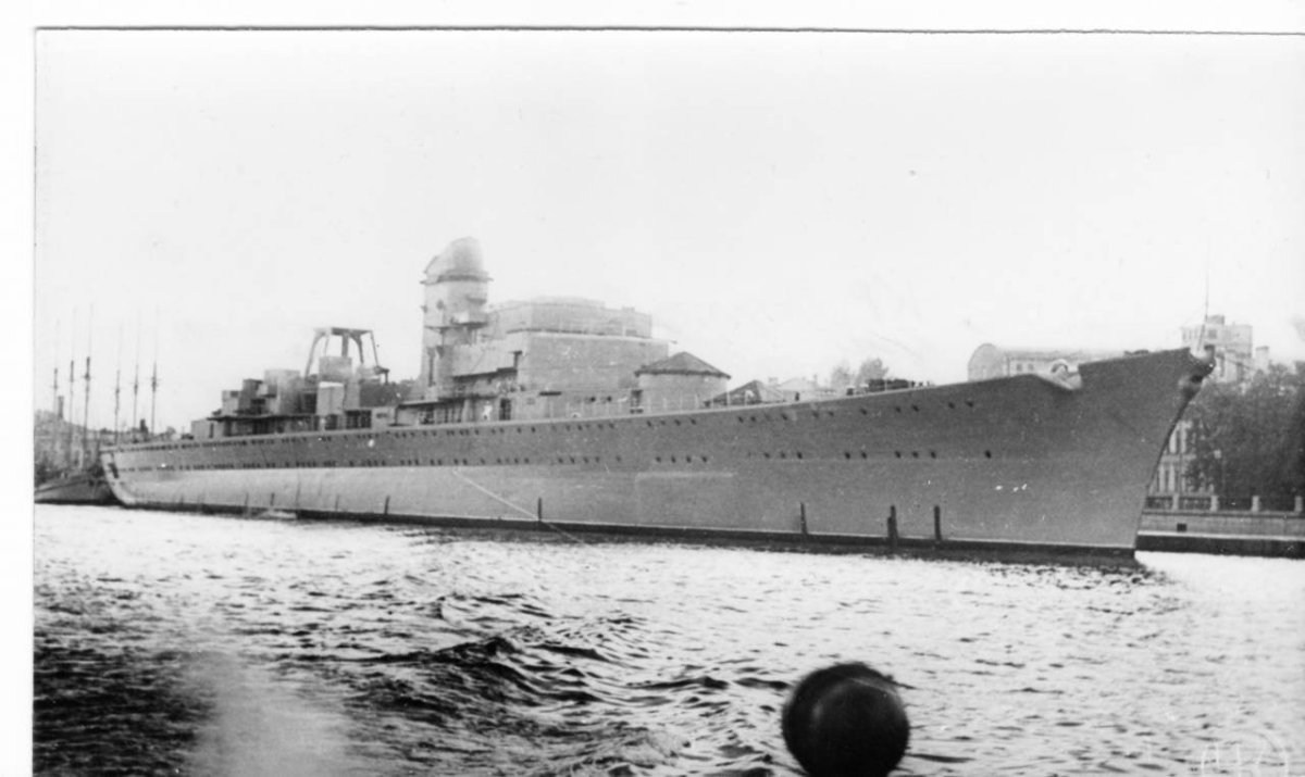 Тяжелый крейсер Таллин