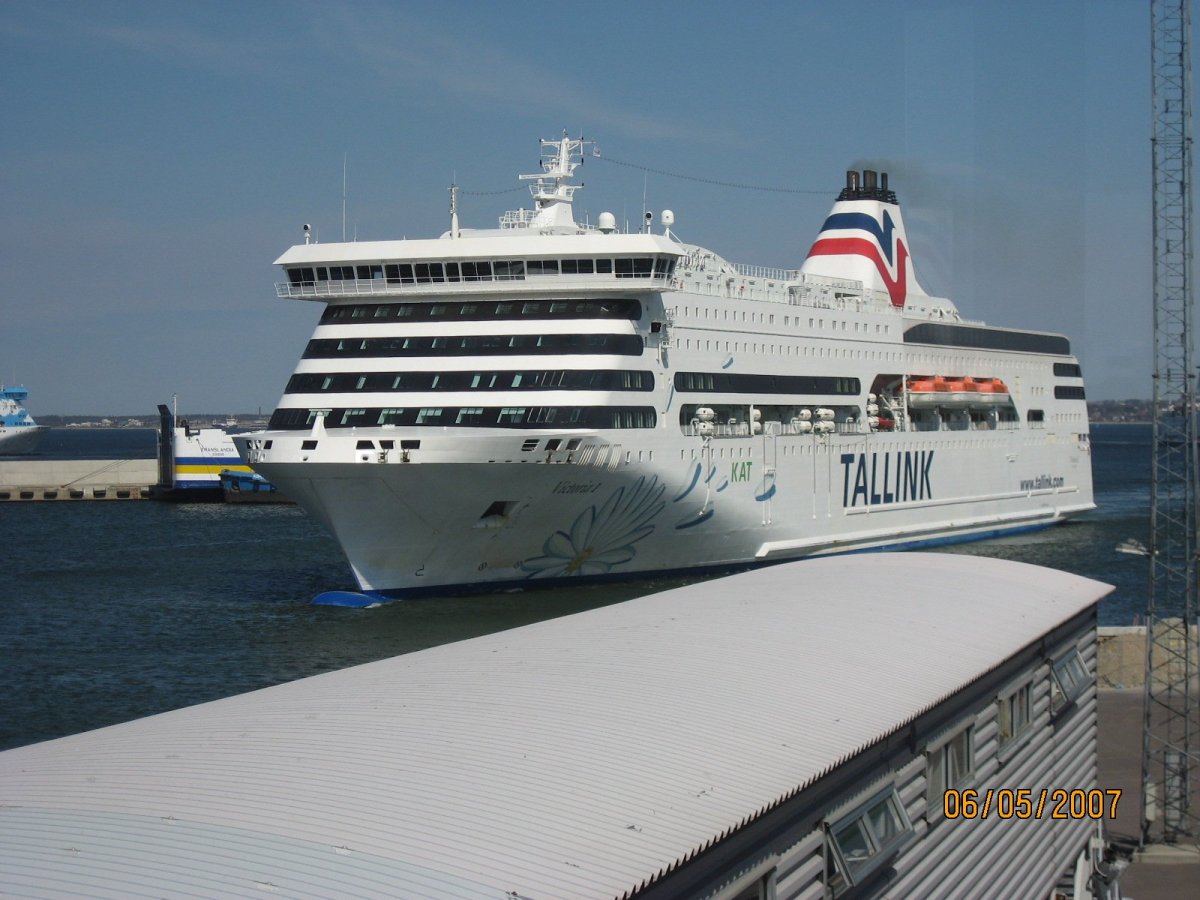 Victoria i паром