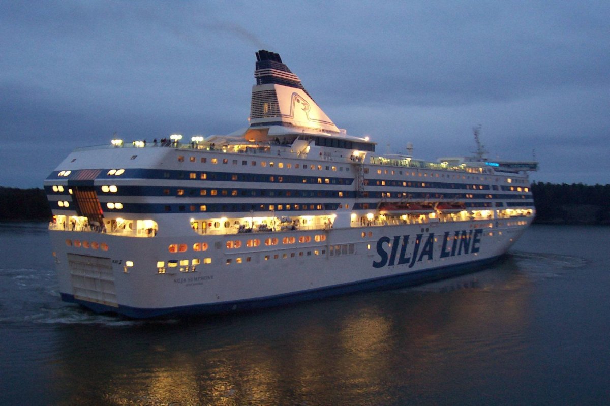 Паром Silja line Хельсинки Стокгольм