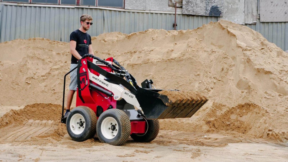 Ант 750 мини погрузчик