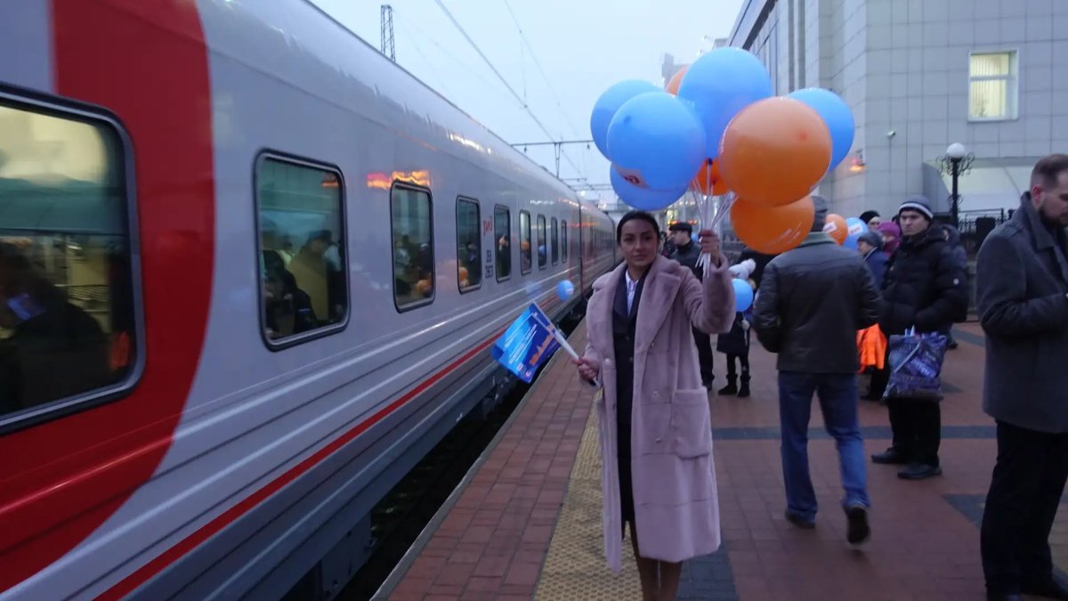 Фирменный поезд «Белогорье» 072в Белгород — Москва