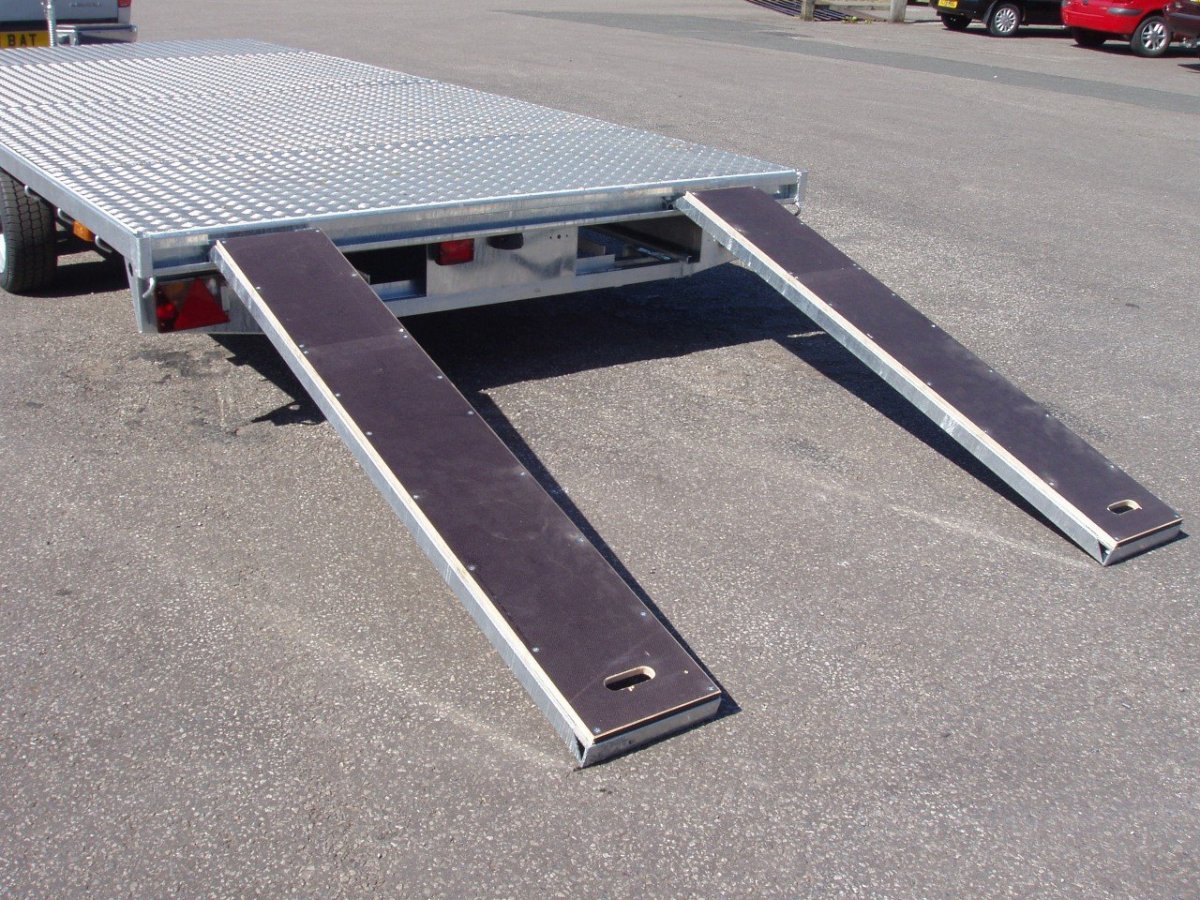 ГАЗ 3309 трапы для заезда техники