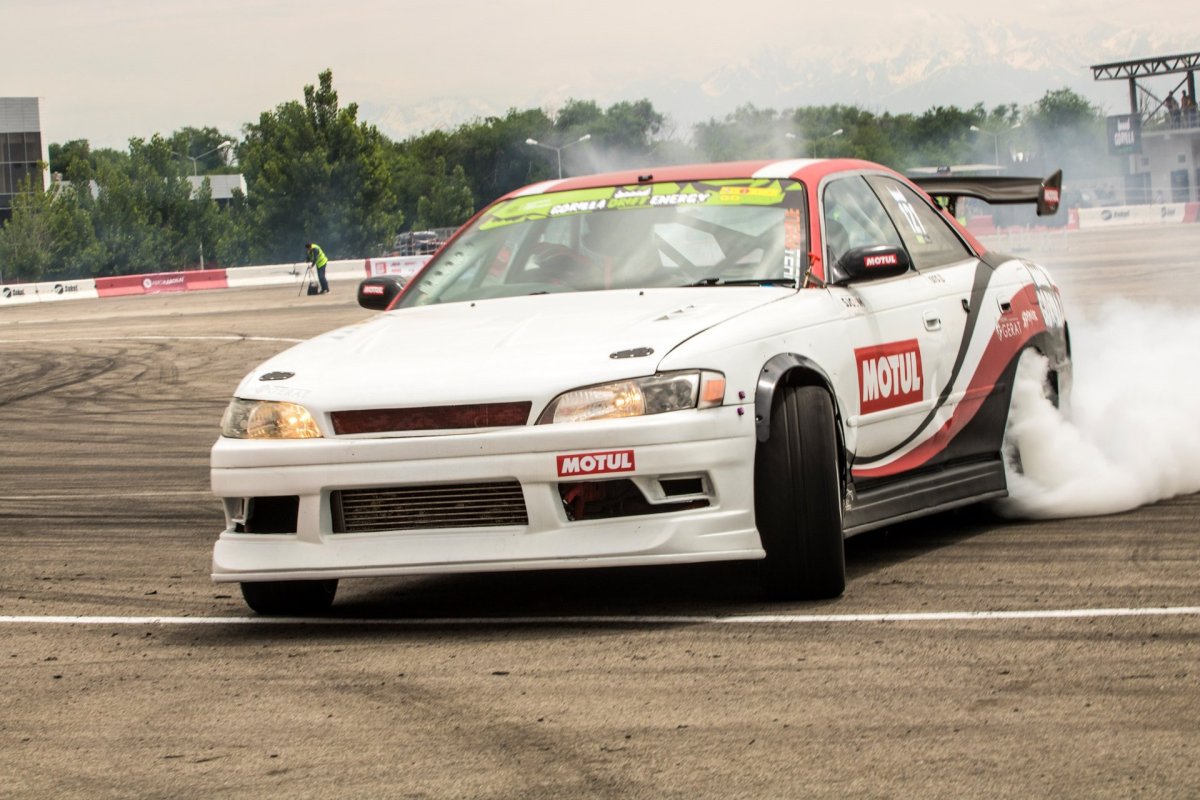 Тойота Марк 2 для дрифта