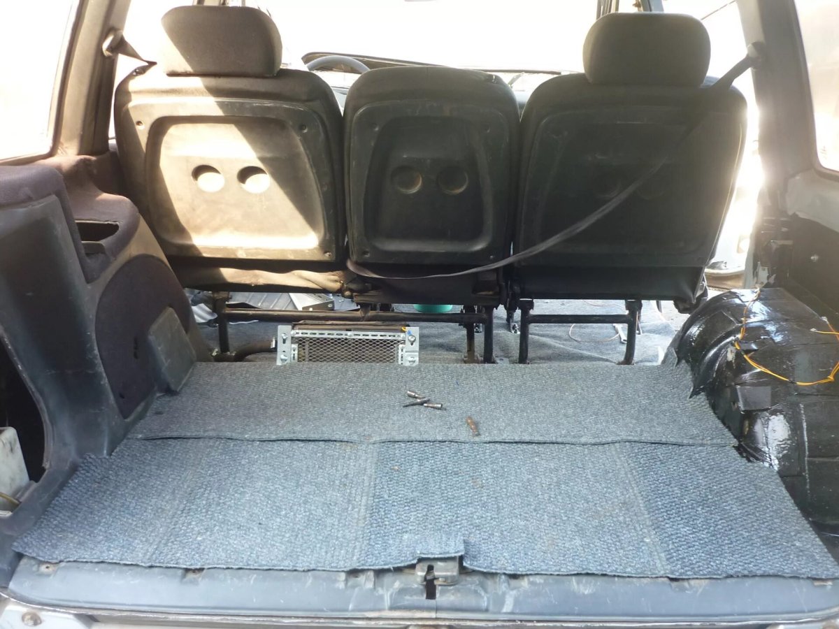 ВАЗ 2120 салон сзади