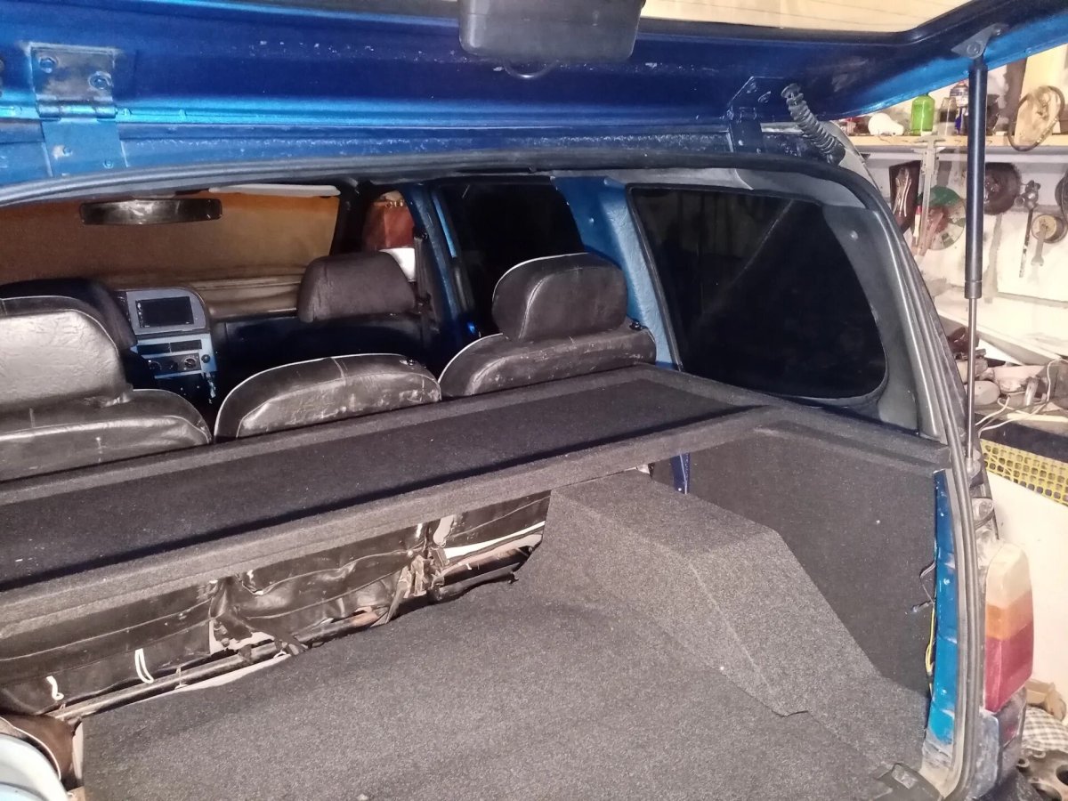 ВАЗ 2120 багажник