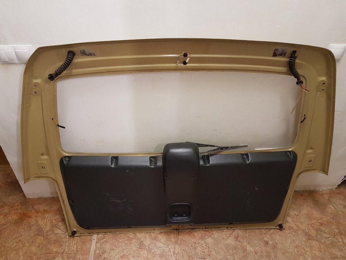 Дверь ВАЗ 2120 задняя