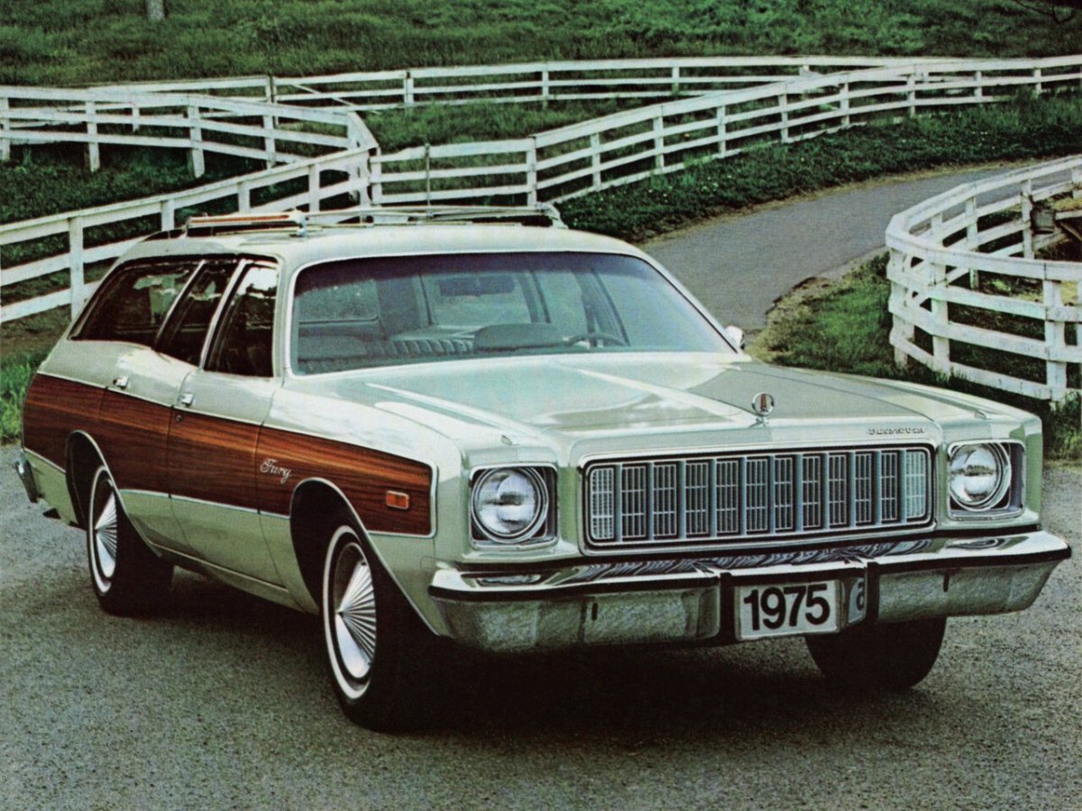 Plymouth Fury 1975