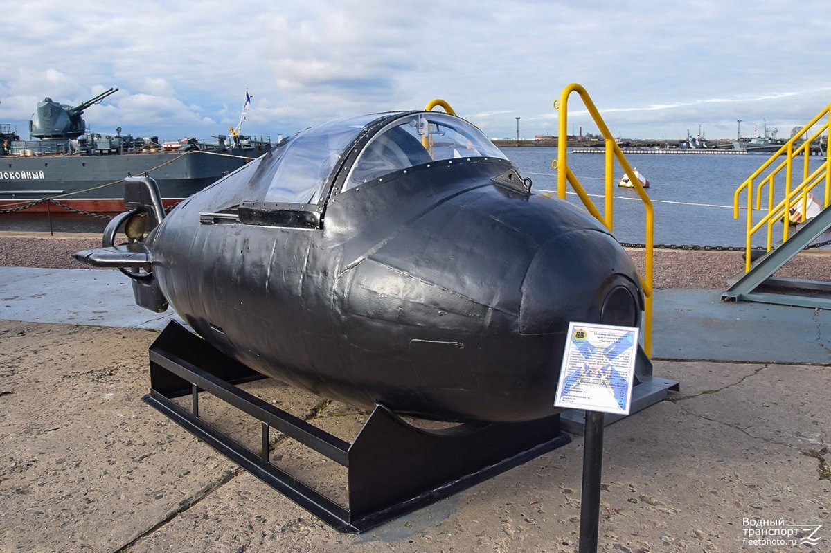 Сверхмалая подводная лодка Тритон 1м