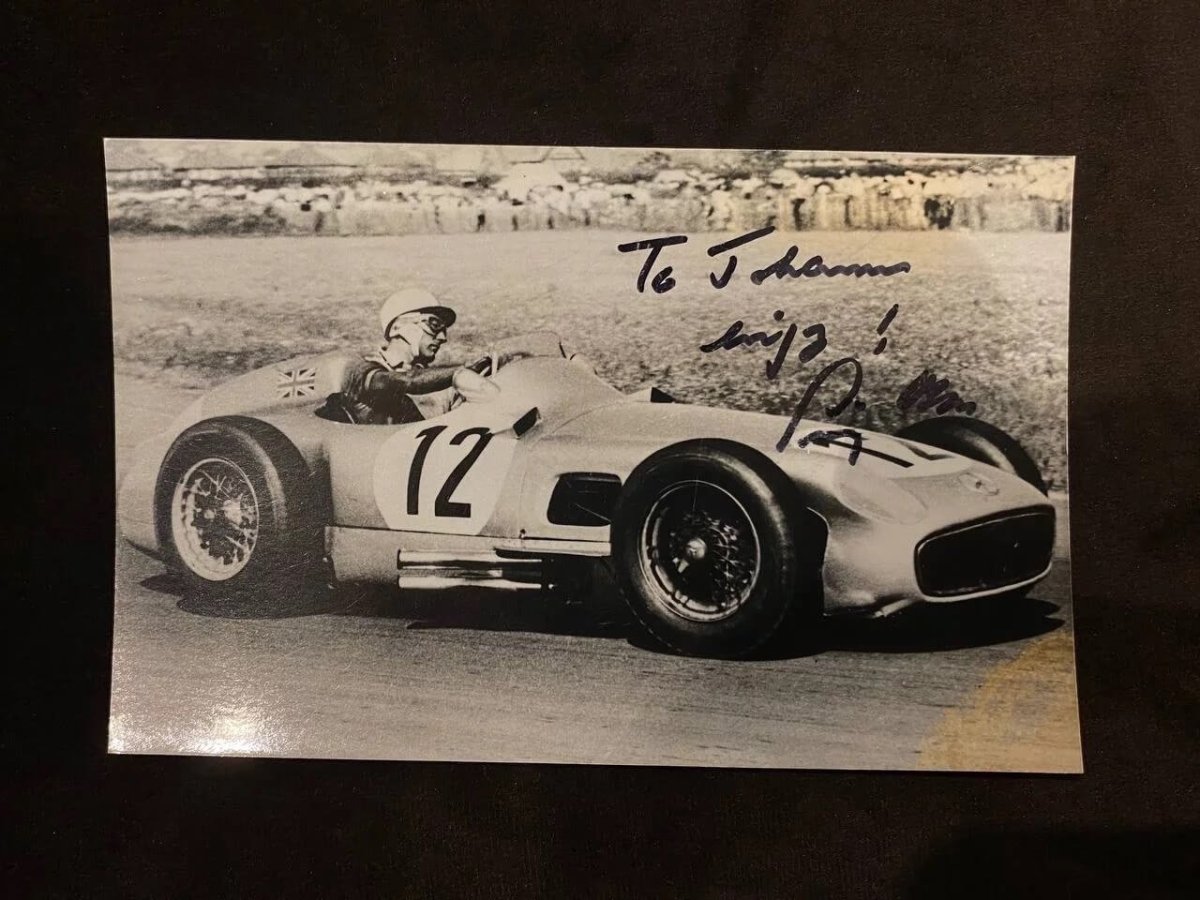 Сколько стоит машина формула 1