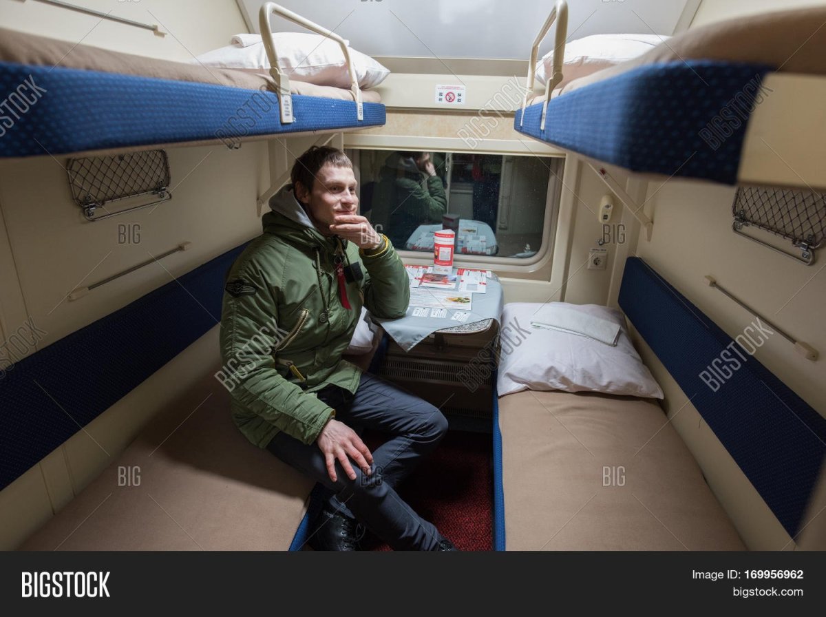 Поезд 109а фирменный Андрей Тульников