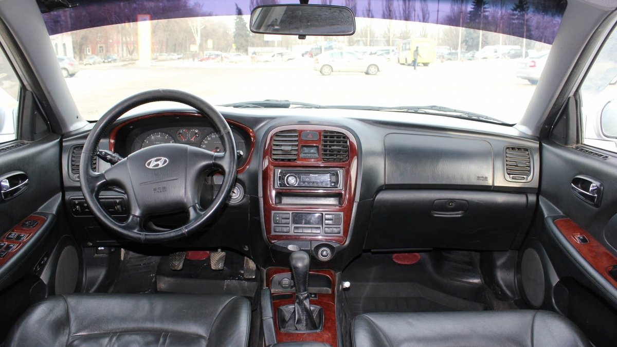 Хендай Соната 4 поколение салон