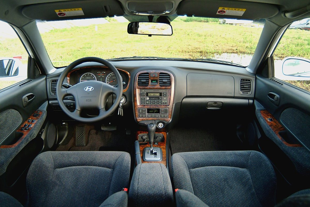 Hyundai Sonata 2001 салон