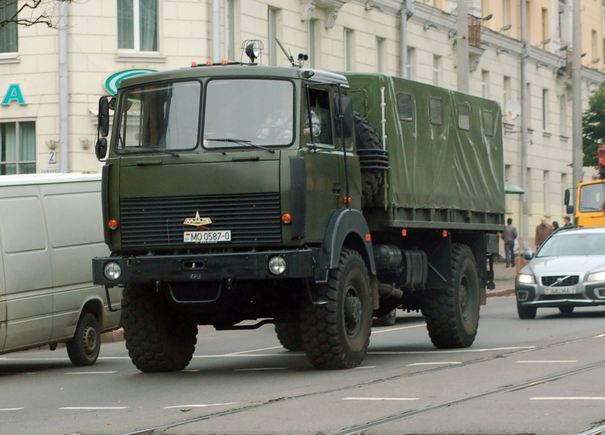 МАЗ 5316 бортовой