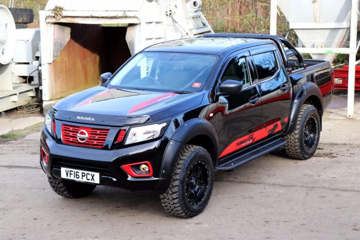 Ниссан Навара Раптор