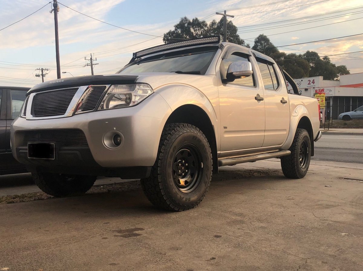Ниссан Навара d22
