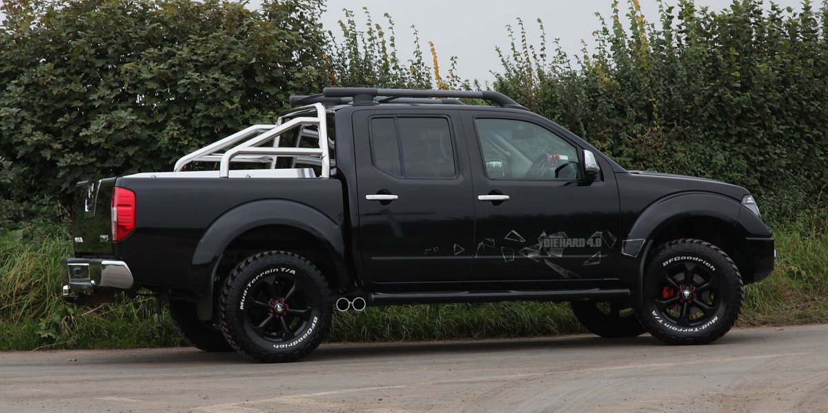 Ниссан Навара черный тюнинг