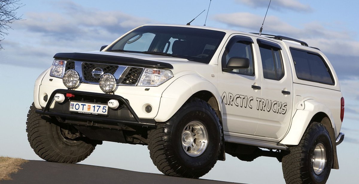 Nissan Pathfinder Arctic Trucks