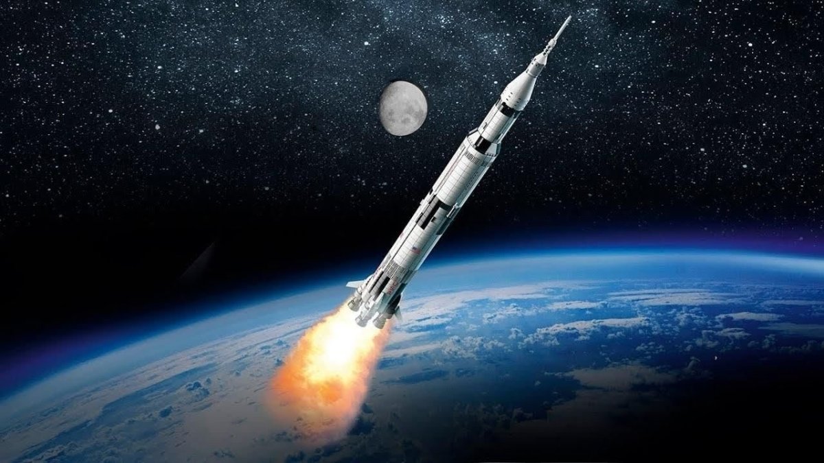 Ракетно-Космическая система НАСА «Сатурн-5-Аполлон» лего