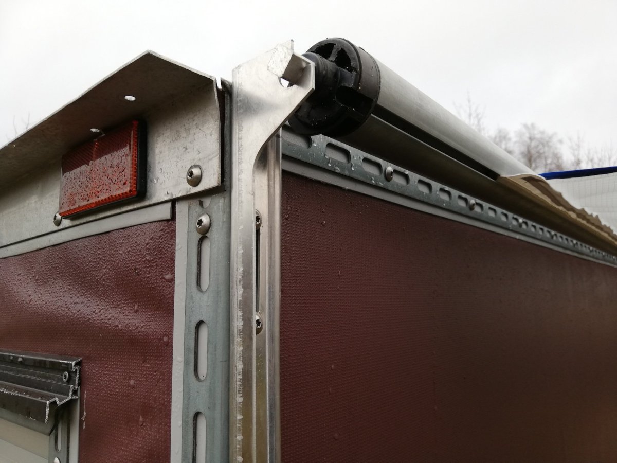 Маркизы для автоприцепов