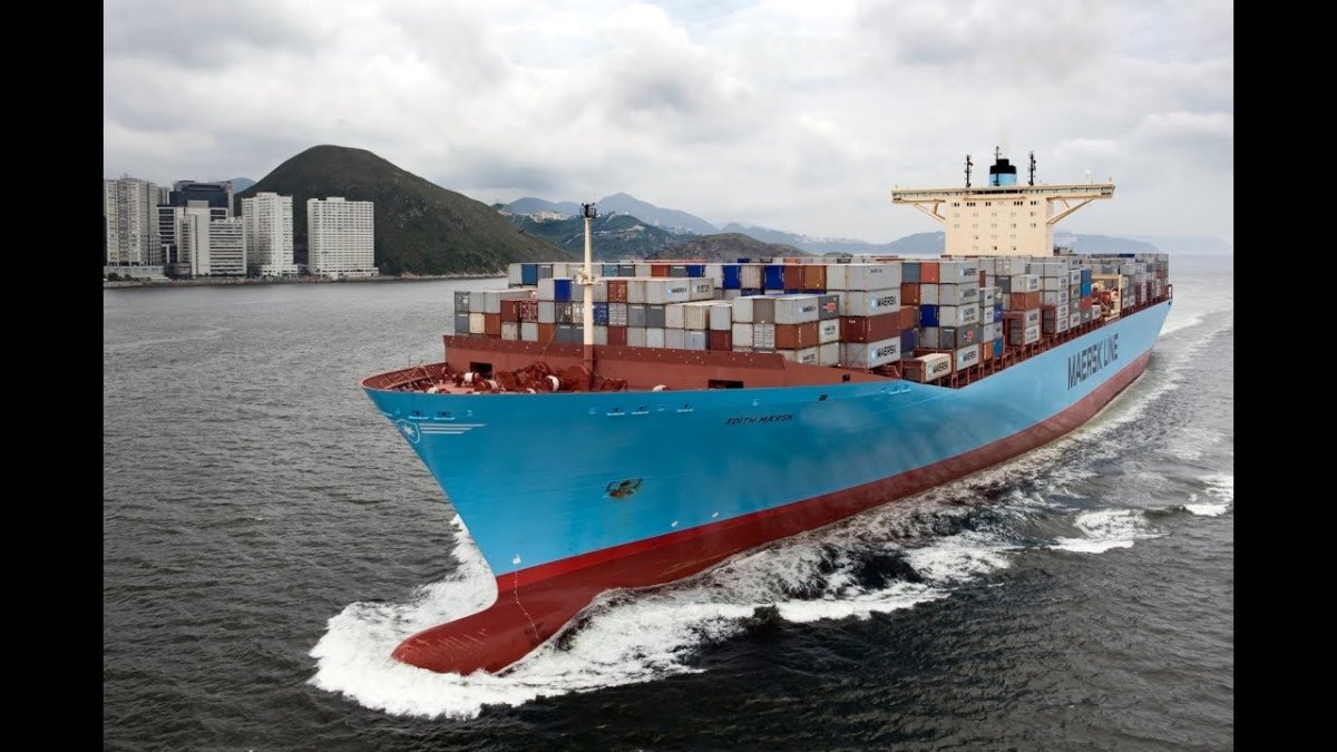 Контейнеровоз venta Maersk