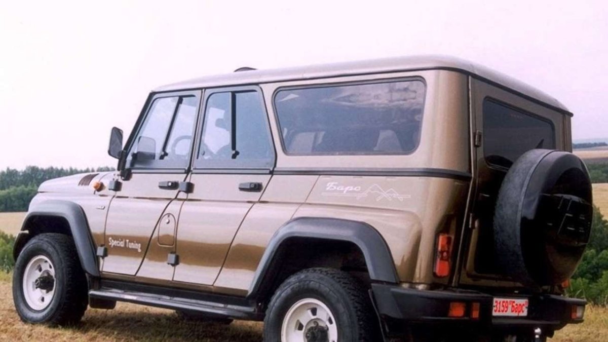 УАЗ длиннобазный 3159