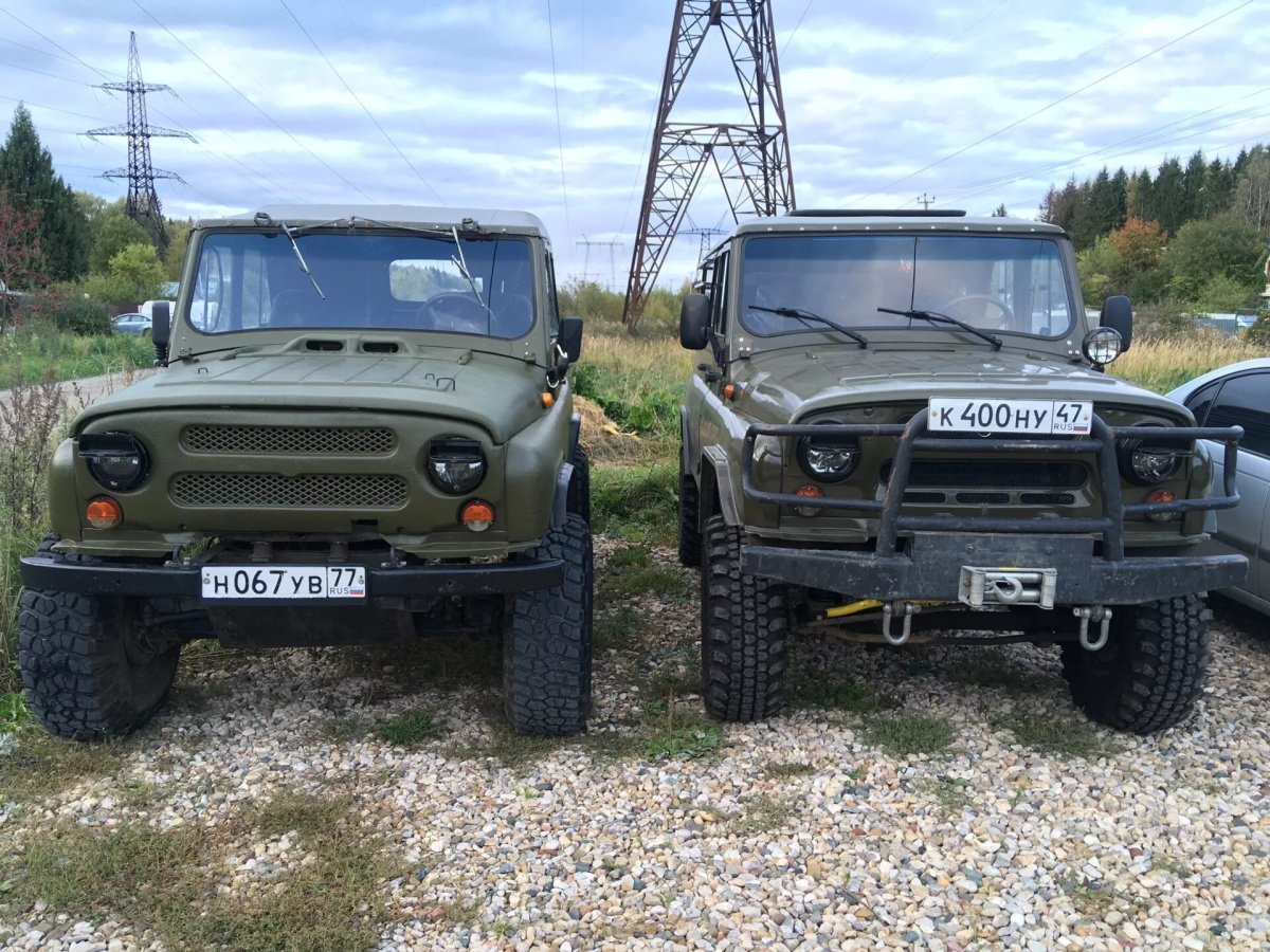 УАЗ длинный 3153