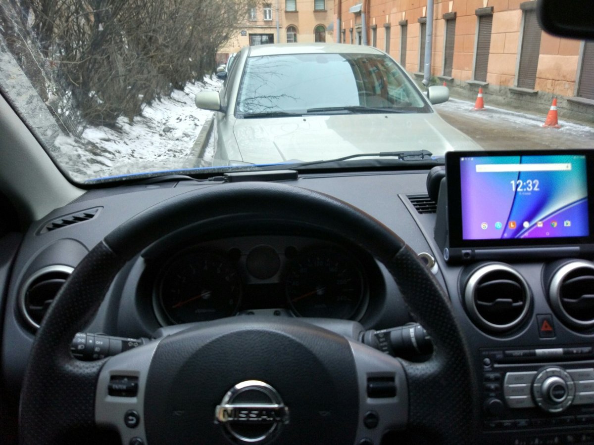 Монитор в Ниссан Кашкай j10