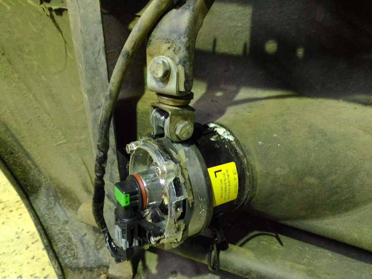 Крепление ПТФ УАЗ Патриот 2013