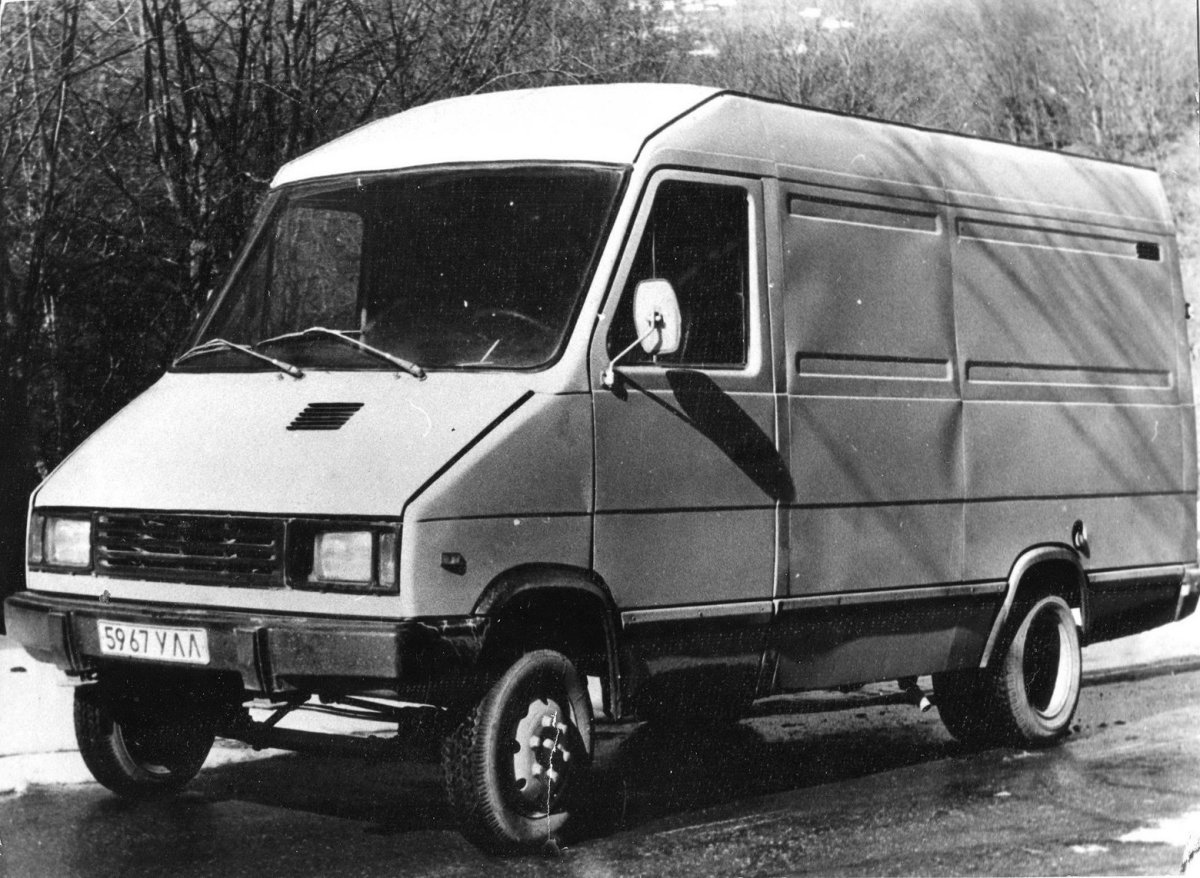 УАЗ полуторка 3727