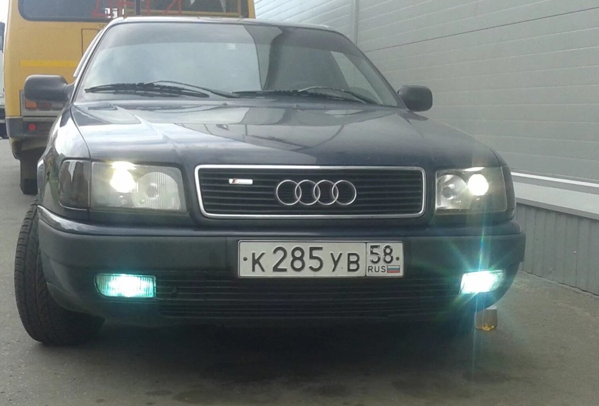 Ауди 100 с4 с туманками