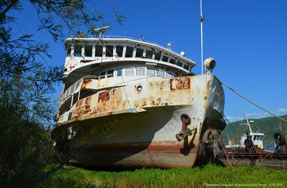 Речной теплоход