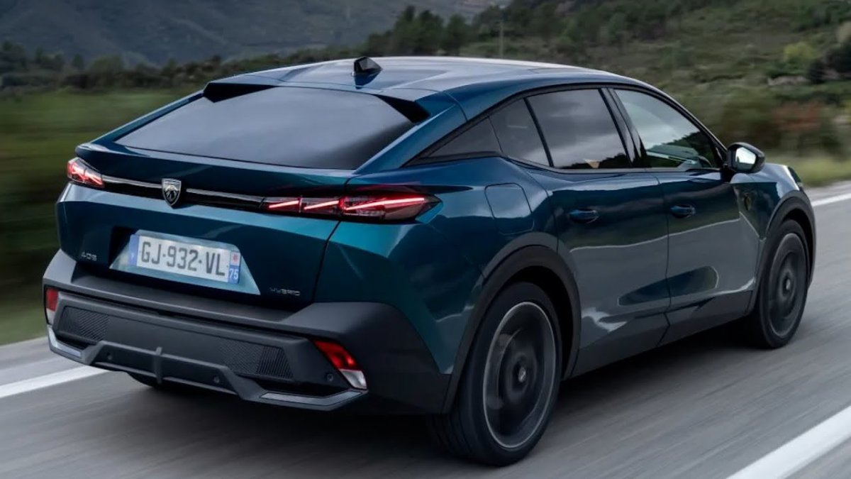 Новый Пежо 408 2023