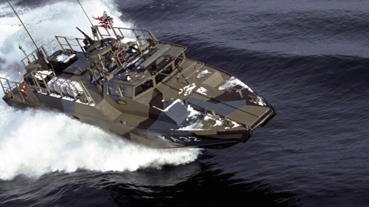 Cb90 Combat Boat