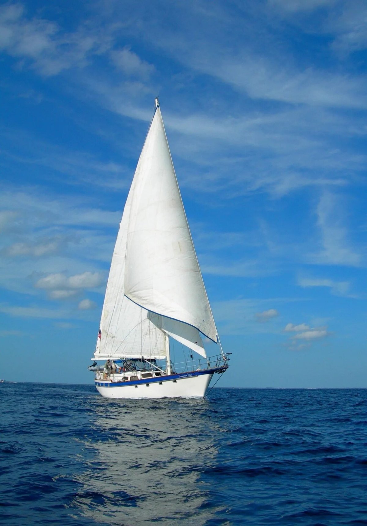 Яхта парусная x95