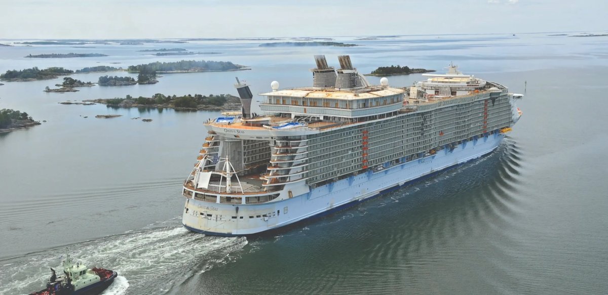 Коста Конкордия и Оазис морей