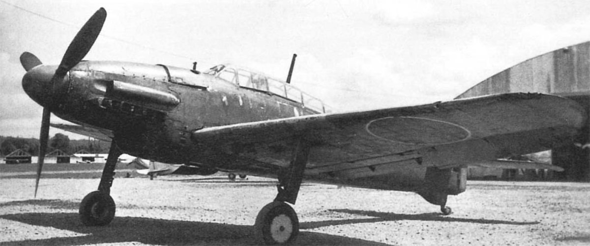 Японские самолеты с неубирающимися шасси 2 мировой войны