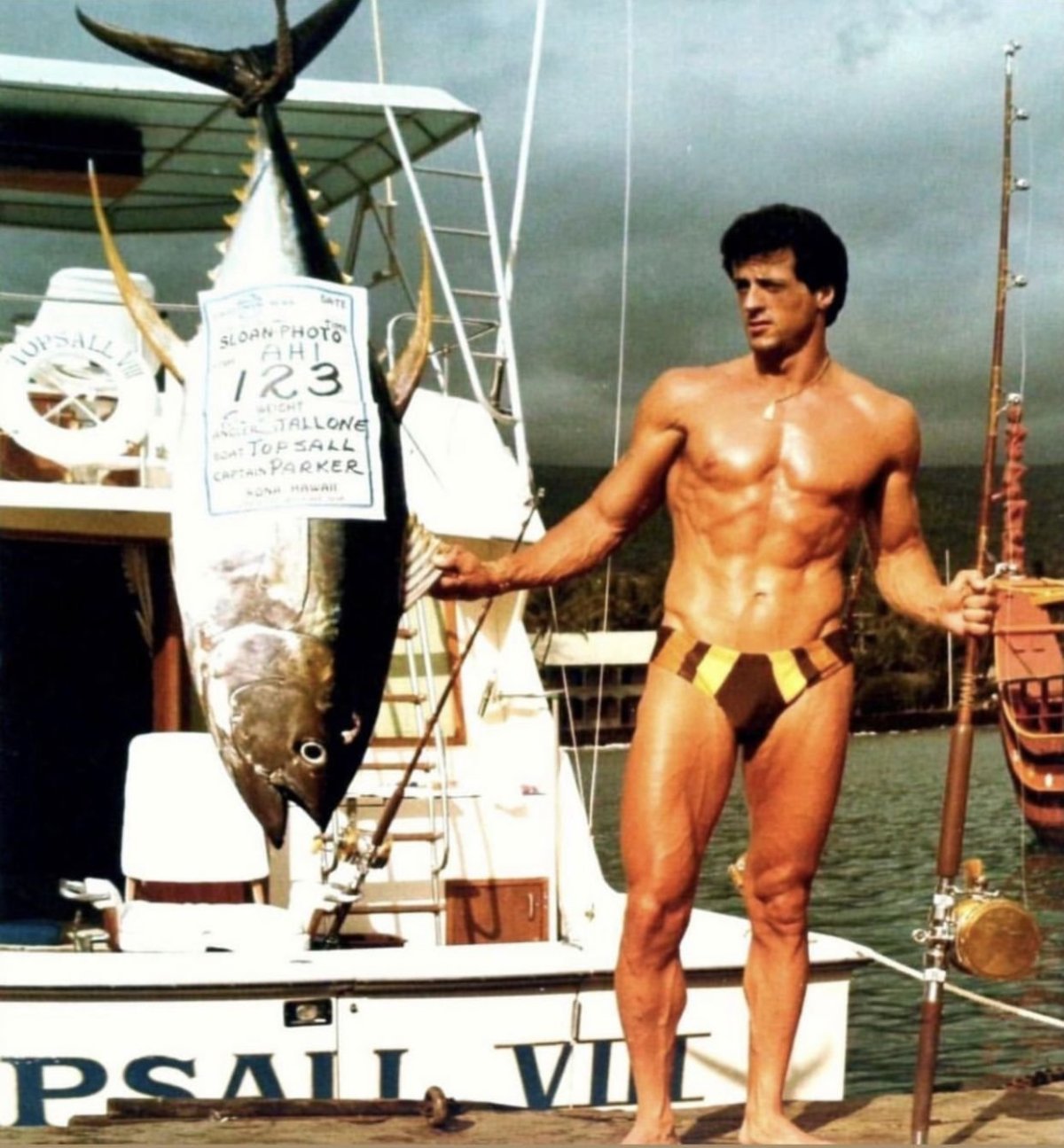 Сталлоне София ноги