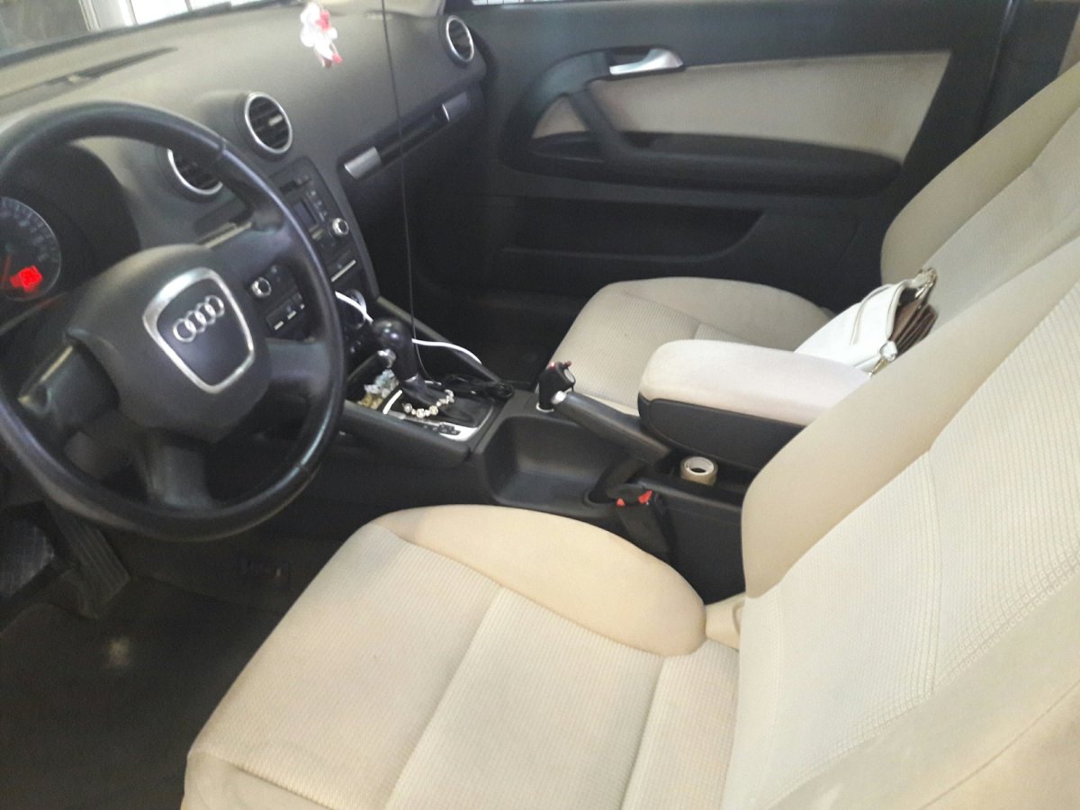 Ауди светлый салон