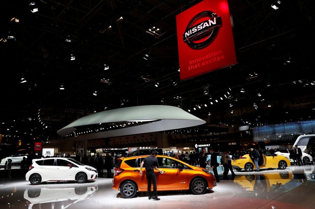 Автосалон будущего