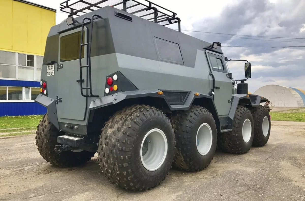 Восьмиколёсный вездеход шаман