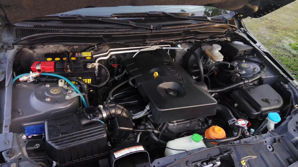 Сузуки грандтвитара подкопотом