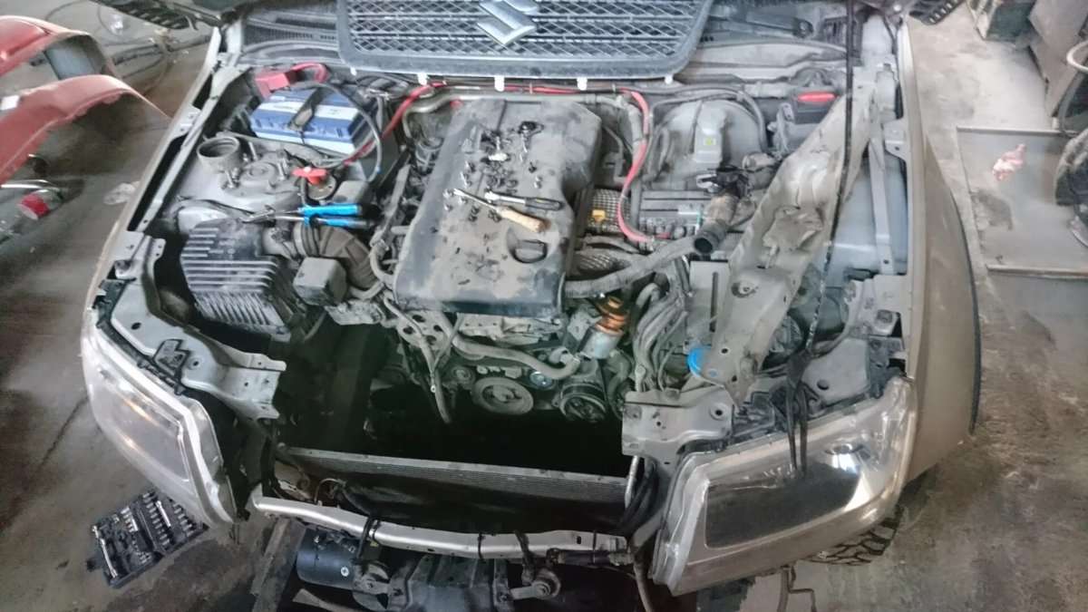 Промывка радиатора на Сузуки Гранд Витара 2,4 АКПП 2011 года