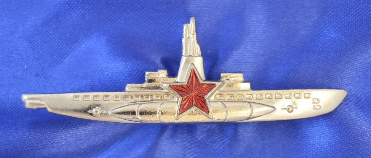 Знак командир подводной лодки РФ